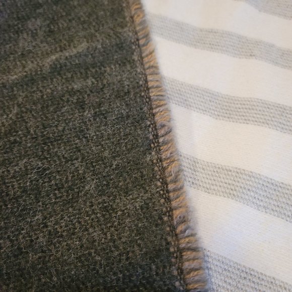 Style Wrap NWT - Picture 9 of 10